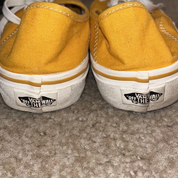Vans - Picture 2 of 3